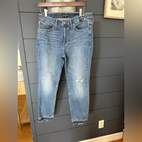 J crew mercantile slim boyfriend raw hem jeans 28 NWT - Picture 2 of 5